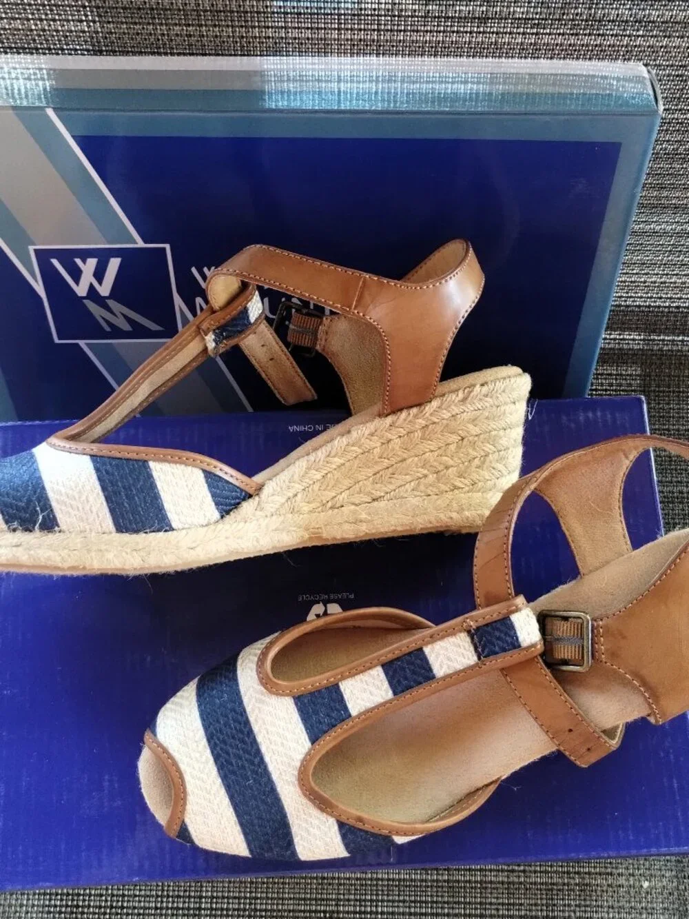 White Mountain Navy Striped Wedges Size 8